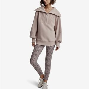 NWOT Varley Vine women’s pullover in mushroom size Medium